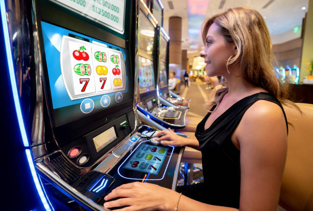 Hot Pot live dealer table with multiple betting positions